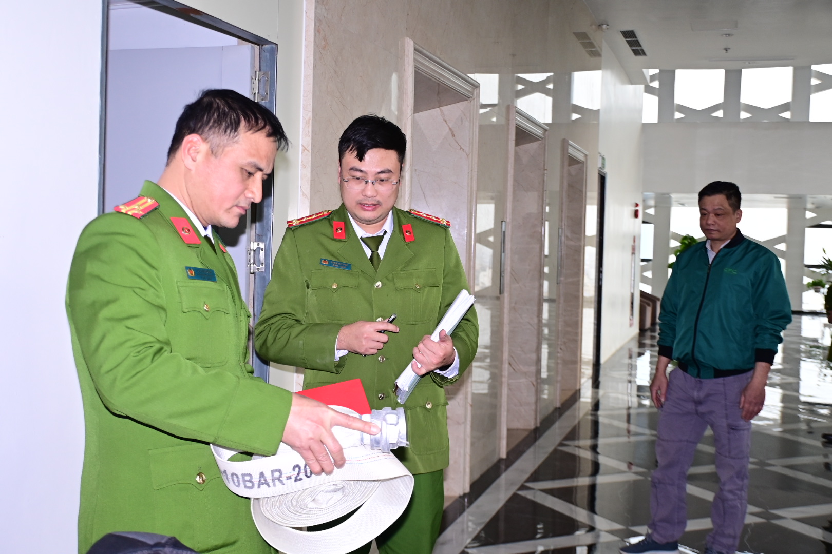 Triển khai cao điểm công tác tuyên truyền, phổ biến giáo dục pháp luật và xây dựng phong trào toàn dân tham gia PCCC và CNCH dịp Tết Nguyên đán Giáp Thìn